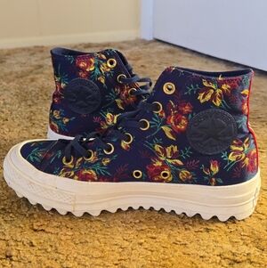 Converse Platform CTAS Lift Ripple Obsidian Navy Floral Sneakers 8